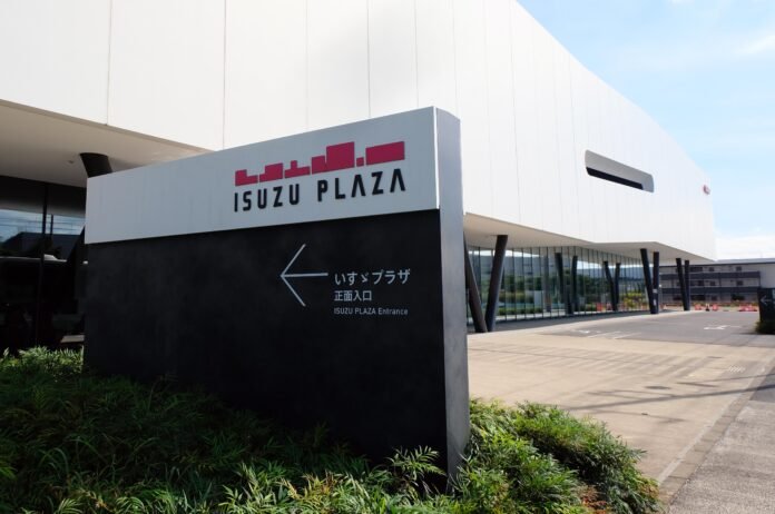 Napak Tilas Inovasi Raksasa Otomotif Global Di Isuzu Plaza