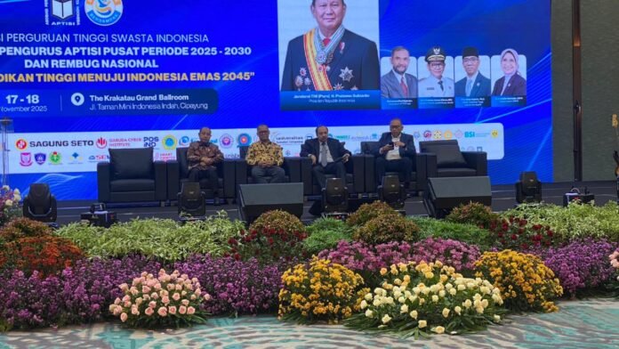Rembug Nasional dan Pelantikan Pengurus APTISI Pusat Periode 2025–2030 “Arah Pendidikan Tinggi Menuju Indonesia Emas 2045”