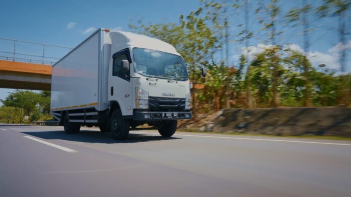 Isuzu Indonesia Perkuat Kesiapan Armada Truk Jelang Libur Natal dan Tahun Baru 2025