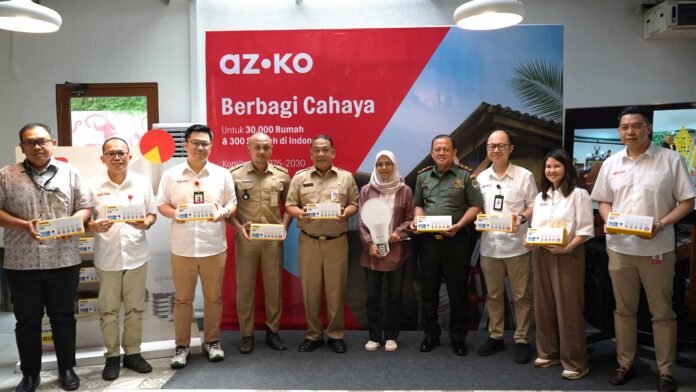 Perkuat Komitmen Keberlanjutan, AZKO Berbagi Cahaya, Dukung Efisiensi Energi, dan Jaga Bumi