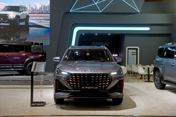 JETOUR X70 Plus Tampil di IIMS 2026, SUV Keluarga dengan Spesifikasi Premium dan Fitur Lengkap