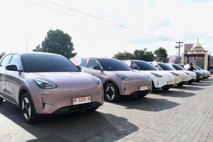 Geely Auto Indonesia Lanjutkan Regional Handover Geely EX2 di 9 Kota di Luar Jabodetabek