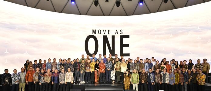 “Move As One” Mendorong Jaringan Dealer DCVI di Seluruh Negeri Meningkatkan Uptime dan Kelangsungan Bisnis Pelanggan