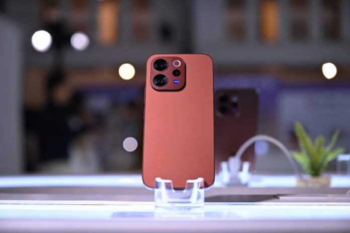 Menjawab Antusiasme Penggemar dan Menyambut Musim Festival, vivo Hadirkan V70 Varian Baru – Sang “Festival Portrait Master” Kini dengan Kapasitas Lebih Besar